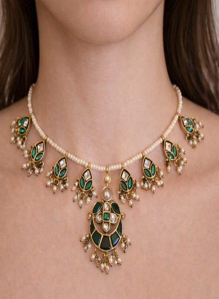 Festive green Kundan necklace