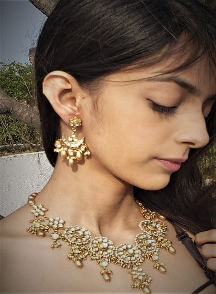 Kundan Necklace Earring with gold pearl