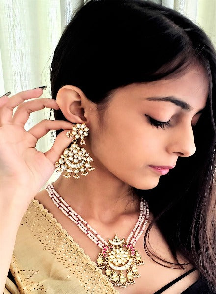 Pearl and kundan necklace and earrings