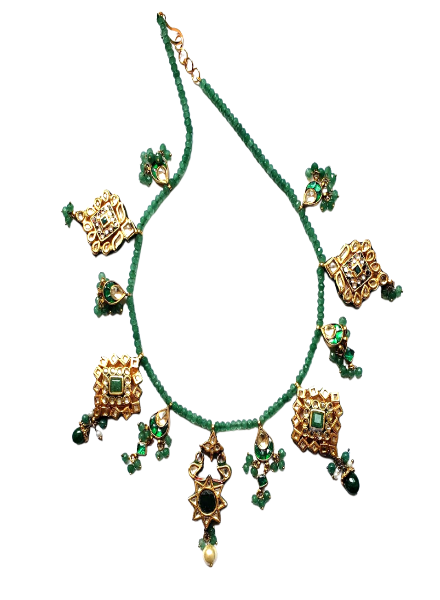 Kundan drop piece necklace on aventurine string