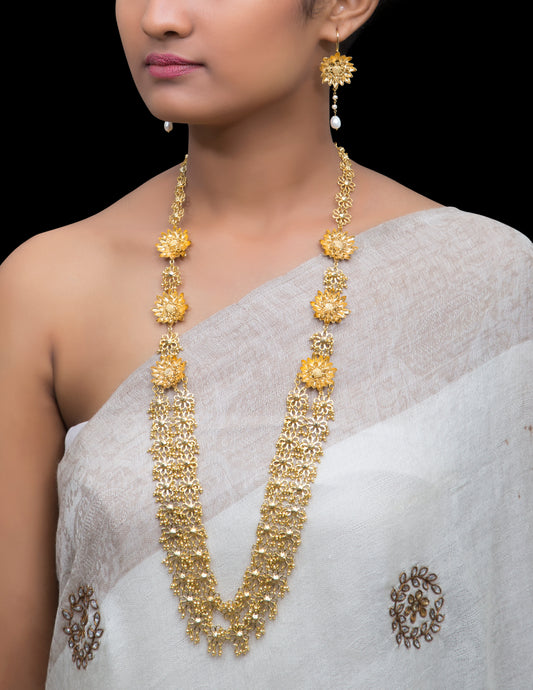 floral gold necklace