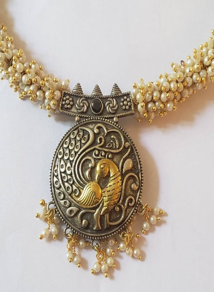 Pearl cluster hasli with silver tone pendant