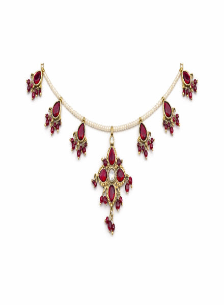 Festive ruby drop necklace