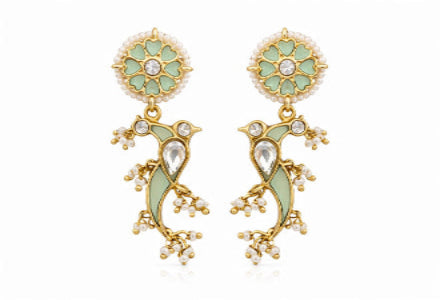Pair of gold and green earrings 