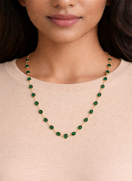 Minimalistic green onyx string