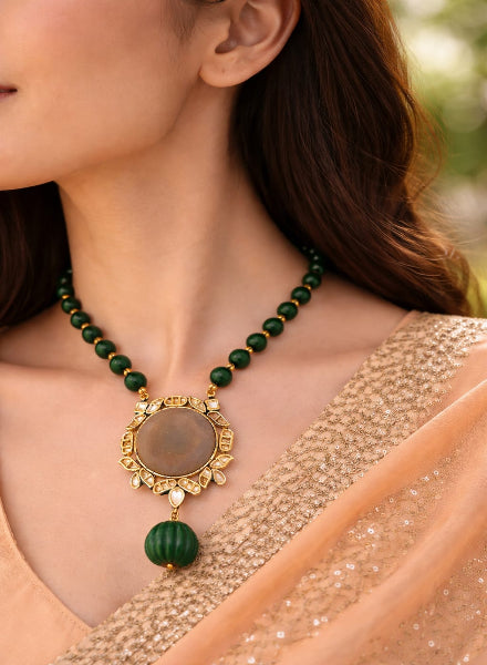 Jade kundan pendant necklace