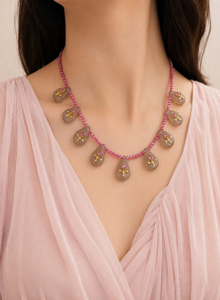 Grey agate drop kundan necklace