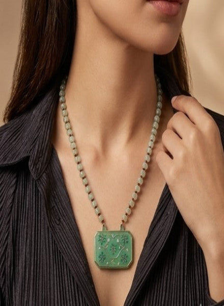 Jade studded pendant