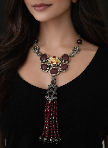 Tassel antique ruby necklace
