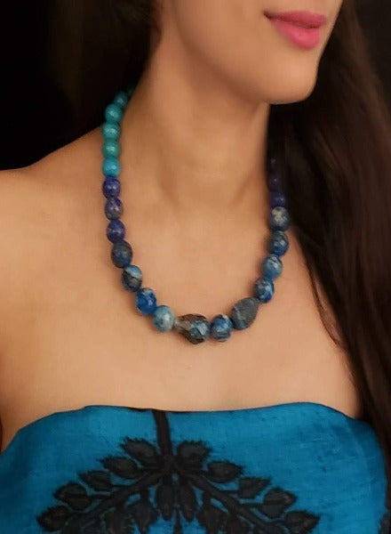 Shades of blue necklace